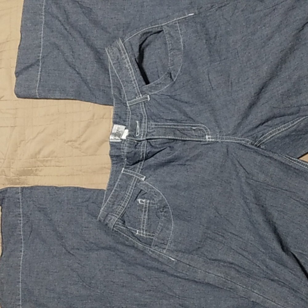 👀Chicos wide leg Denim chambray trousers size 1 tall